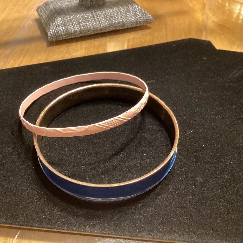 Large Enameled Bangle Bracelets - Picture 2 of 4